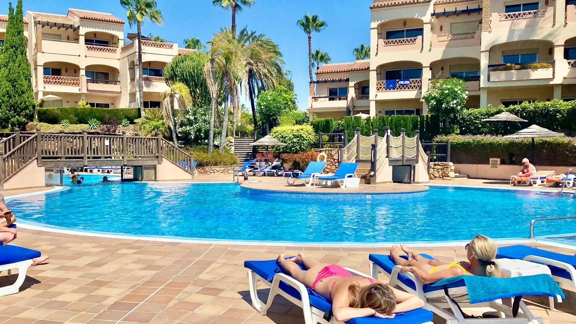 Marina IV Relax & Unwind With Sea Views, Pools & Bbq Beachfront In Mijas Costa & Fuengirola El Faro 0*,  Spain