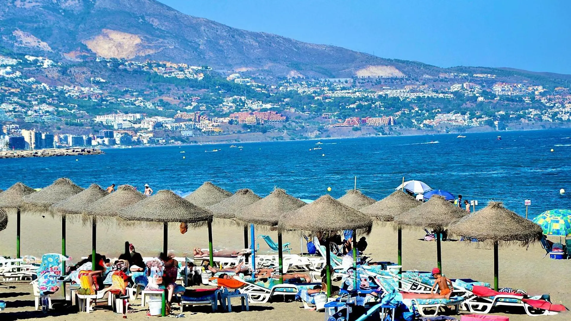 Marina IV Relax & Unwind With Sea Views, Pools & Bbq Beachfront In Mijas Costa & Fuengirola El Faro 0*,