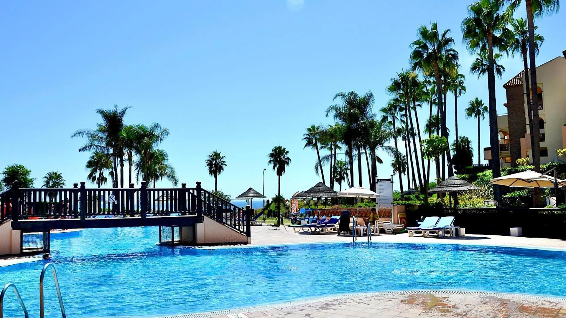 Apartment Marina IV Relax & Unwind With Sea Views, Pools & Bbq Beachfront In Mijas Costa & Fuengirola El Faro