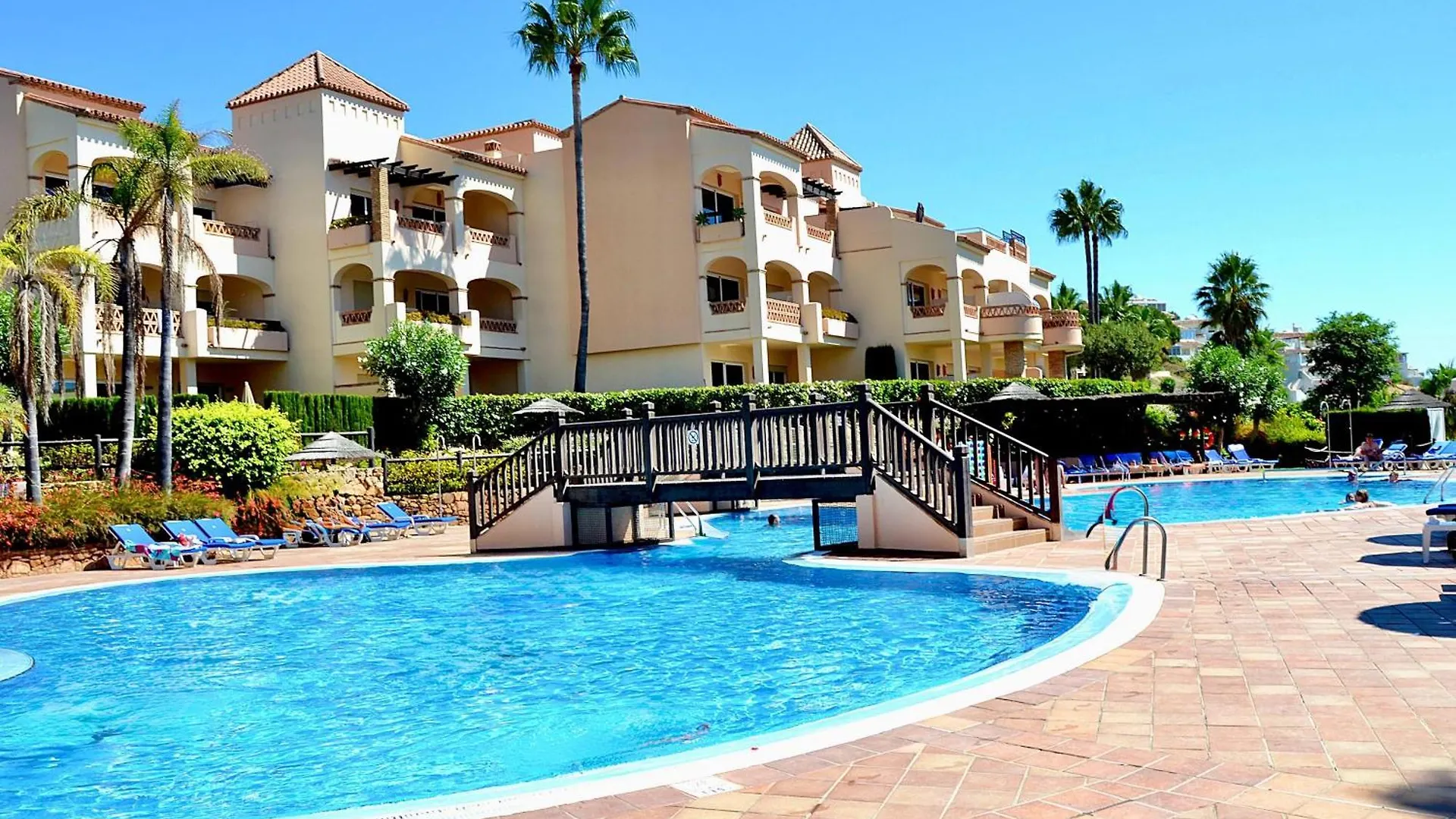 Marina IV Relax & Unwind With Sea Views, Pools & Bbq Beachfront In Mijas Costa & Fuengirola El Faro 0*,  Spain